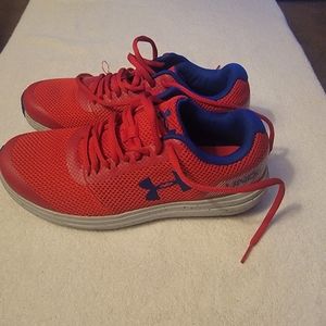 Under Armour Sneakers
